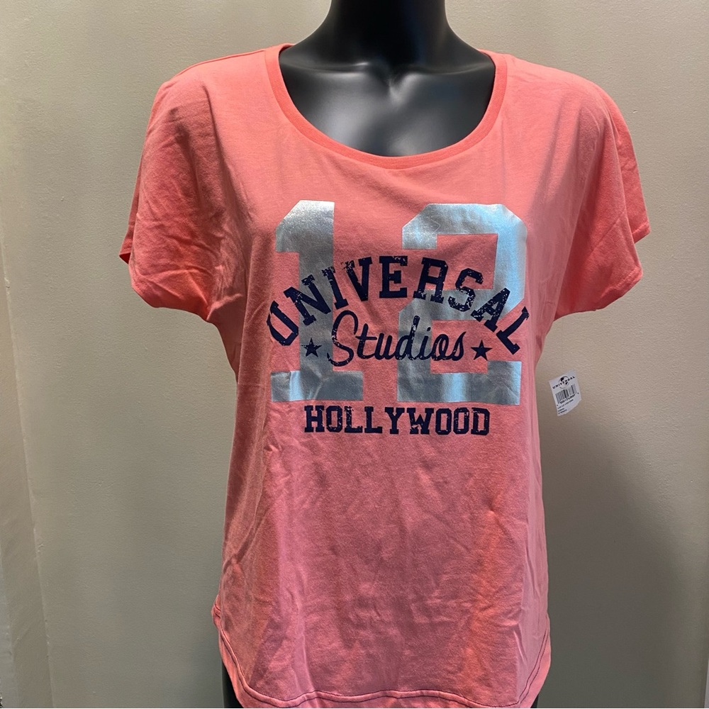 Universal Studios Hollywood Coral Graphic Tee • Size L • NWT Tag Attached